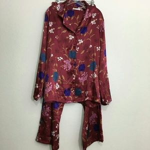 Valerie stevens silk pj set